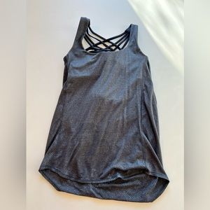 Lululemon tank.